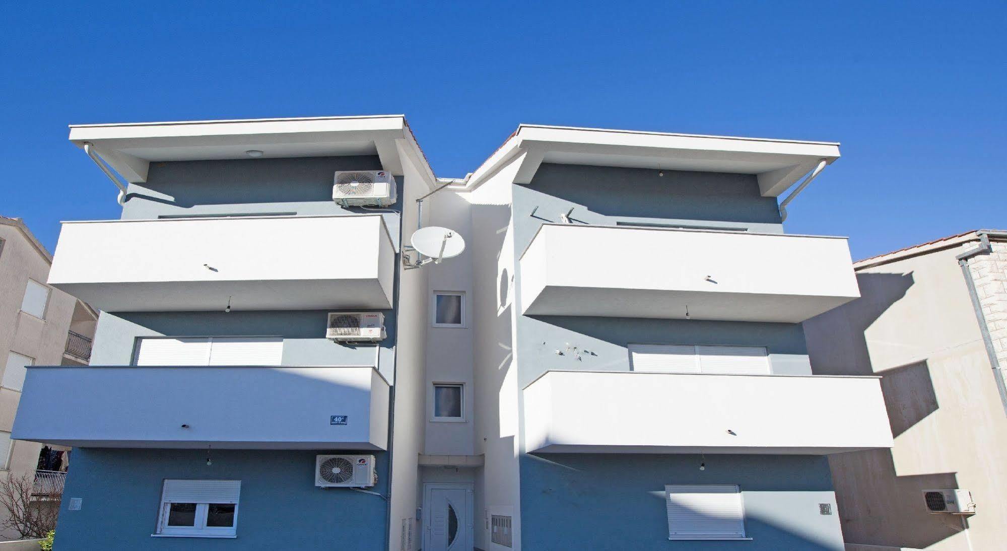 Apartments Roses Stobreč Exteriör bild